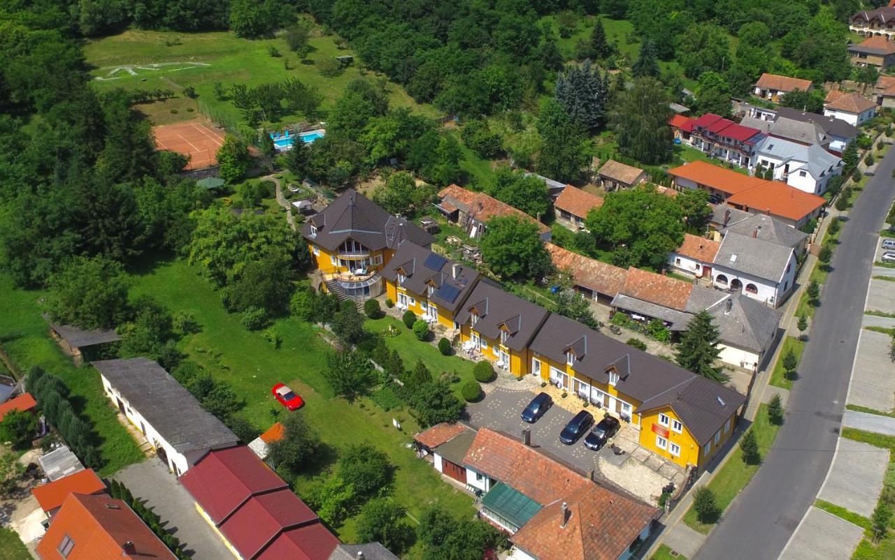Appartementhaus 5. Jahreszeit Hévíz المظهر الخارجي الصورة